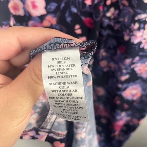 Connected Floral-Print Cowl-Neck Dress size s - Picture 8 of 8